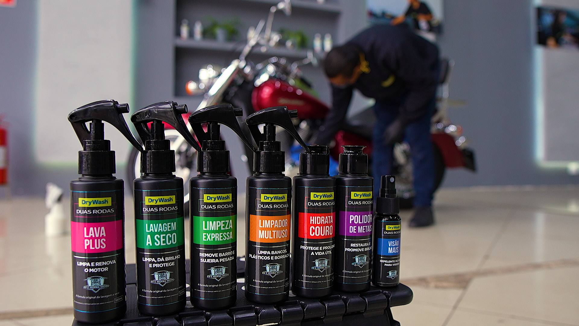 DryWash Lança a Linha Duas Rodas em Colaboração com o Eu e Minha Moto: Cuidados Completos para Todos os Veículos de Duas Rodas