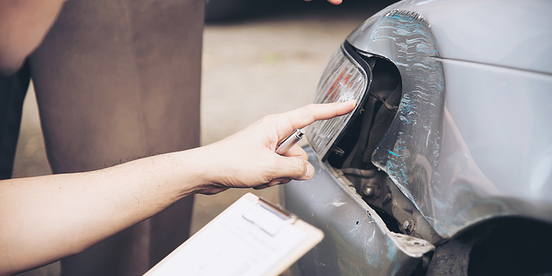 Os Principais Tipos de Danos Automotivos e Como Identificá-los: Um Guia Básico