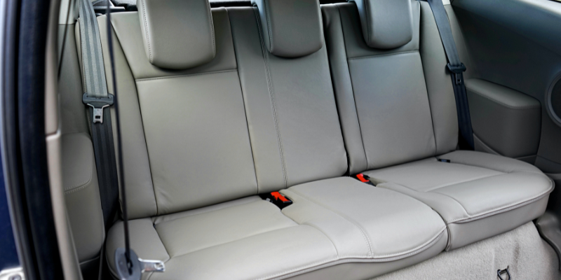 Os riscos de dirigir sob sol intenso