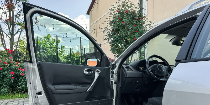 Quina da porta risca fácil? Entenda como o PPF evita danos invisíveis que viram prejuízo